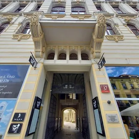 Sloneczna Klimatyzowana Kawalerka W Sercu Miasta - Piotrkowska 37 * לודז'