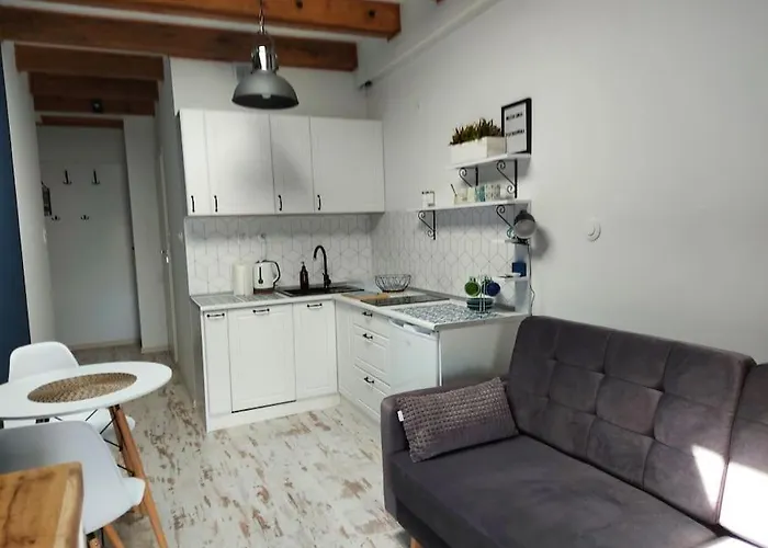 Appartement Sloneczna Klimatyzowana Kawalerka W Sercu Miasta - Piotrkowska 37