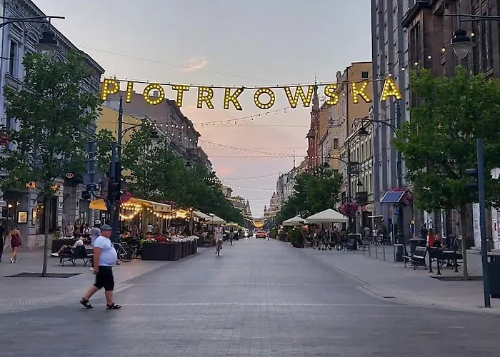 Appartement Sloneczna Klimatyzowana Kawalerka W Sercu Miasta - Piotrkowska 37 Łódź